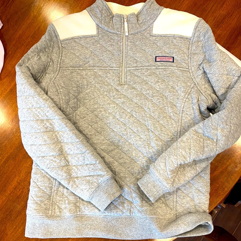 Vineyard Vines Quilted Shep